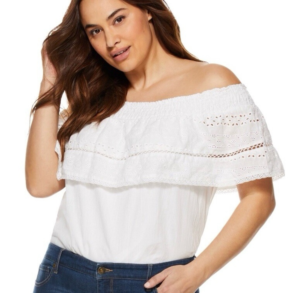 Sofia by Sofia Vergara Cotton White Off-Shoulder Embroidered Eyelet Blouse